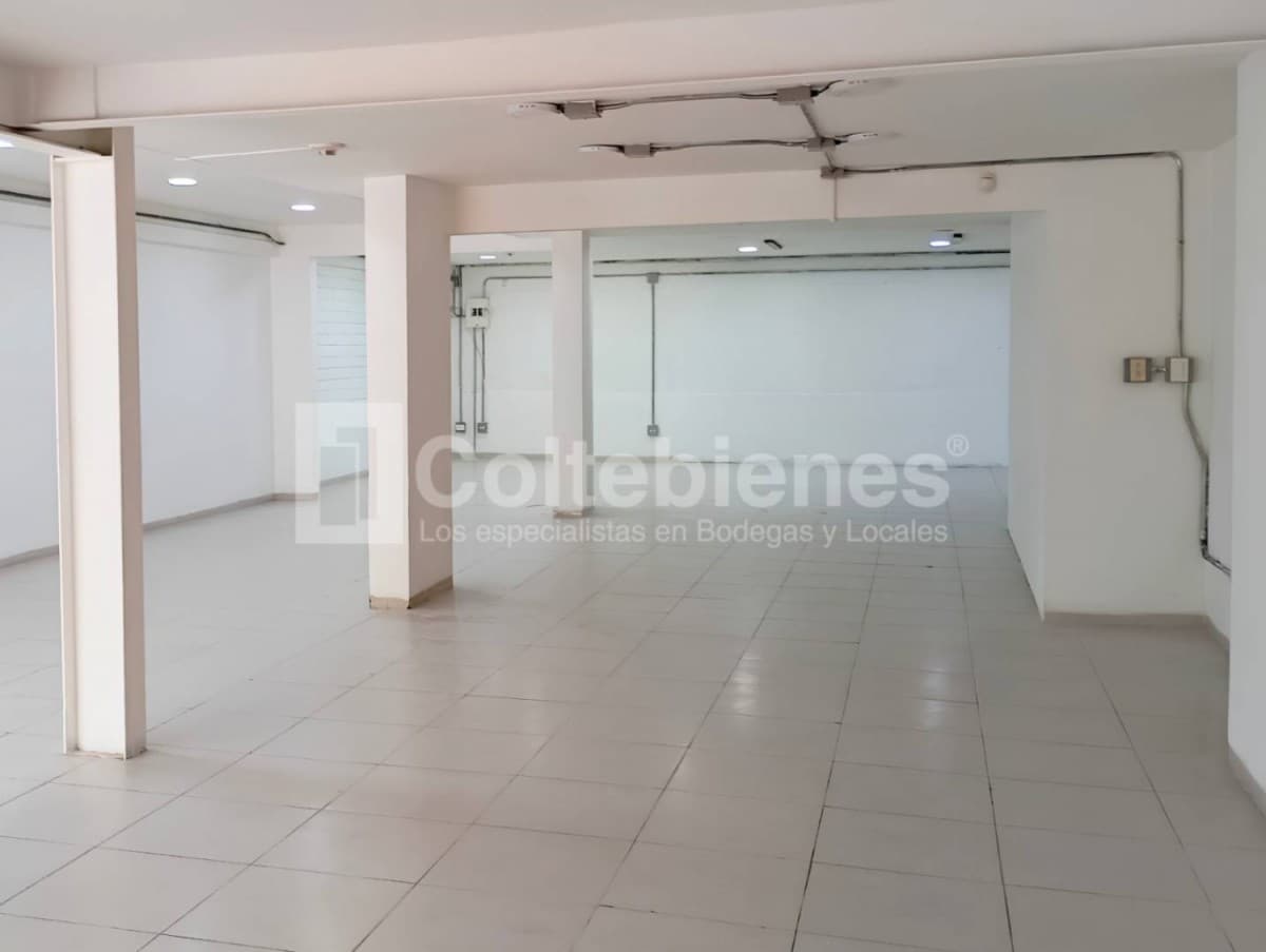 Local en arriendo – Poblado, Medellín foto 4
