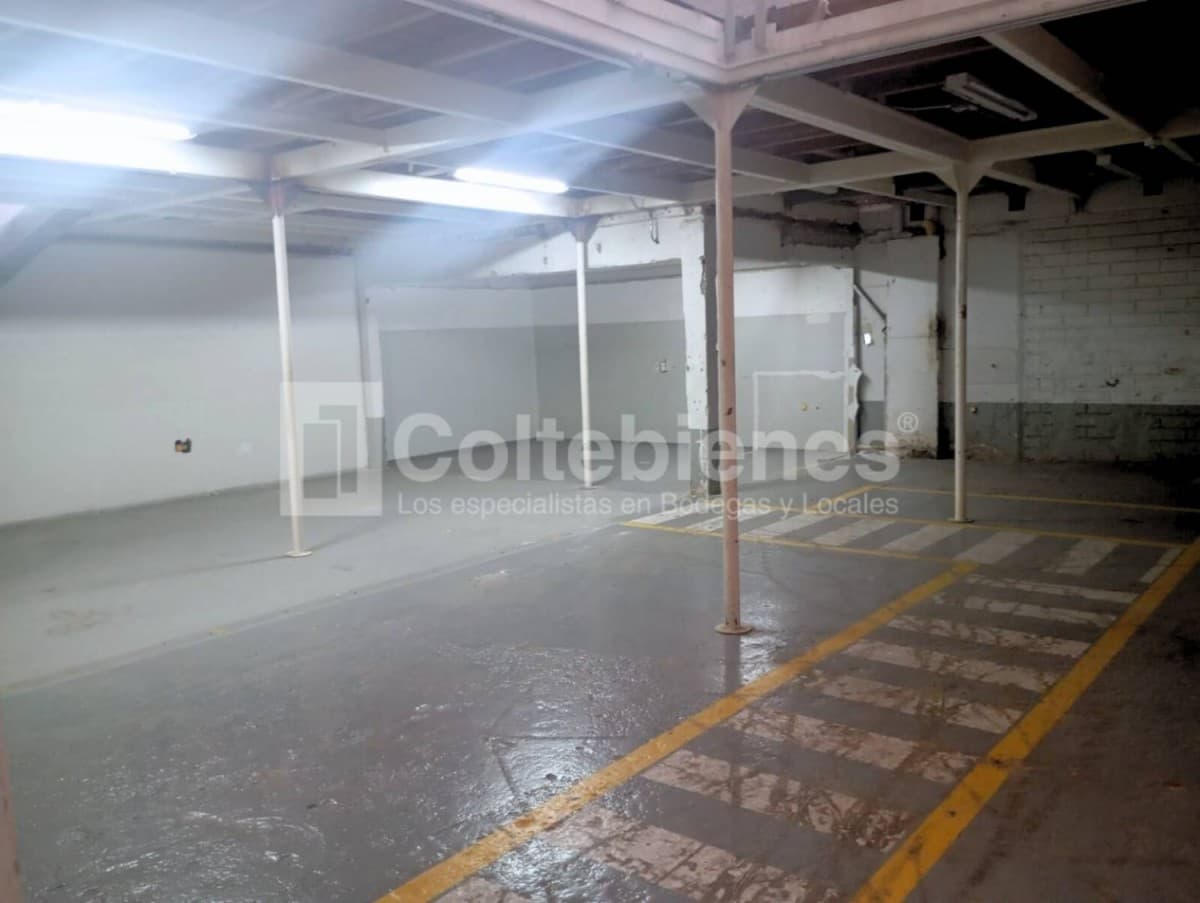 Bodega en arriendo – Barrio Colombia, Medellín foto 3