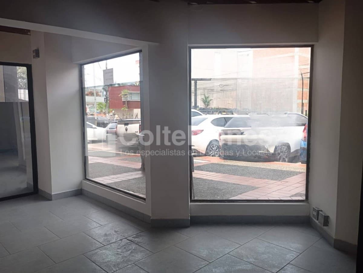 Local en arriendo – Barrio Colombia, Medellín foto 3