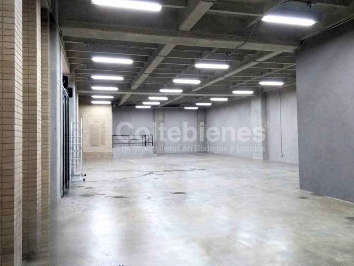 Edificio en arriendo – El Carmelo, Itagüí