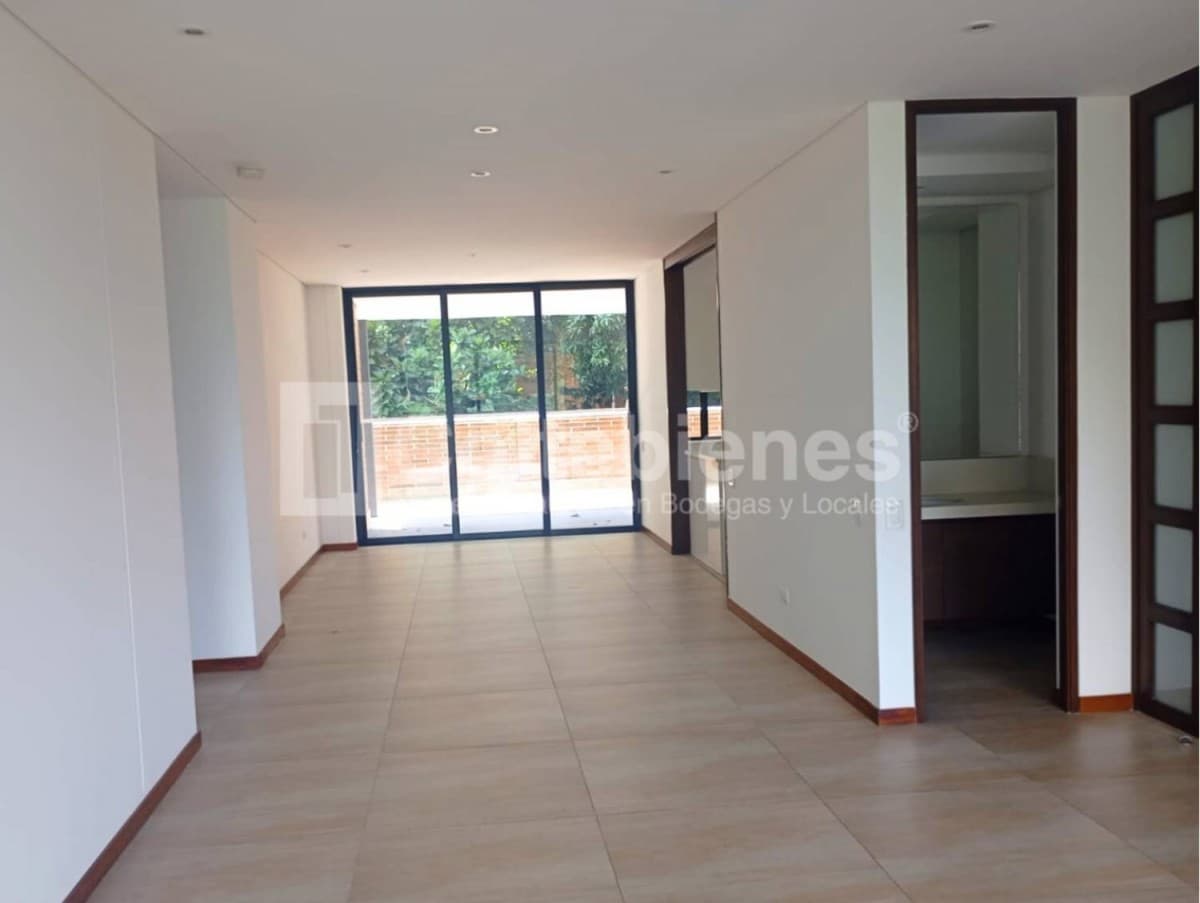 Apartamento en arriendo – Poblado, Medellín foto 3