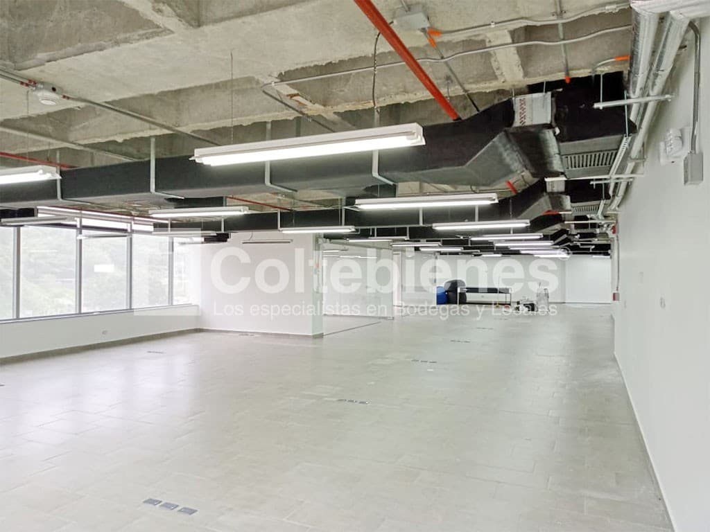 Oficina en venta – Altos Del Poblado, Medellín foto 2