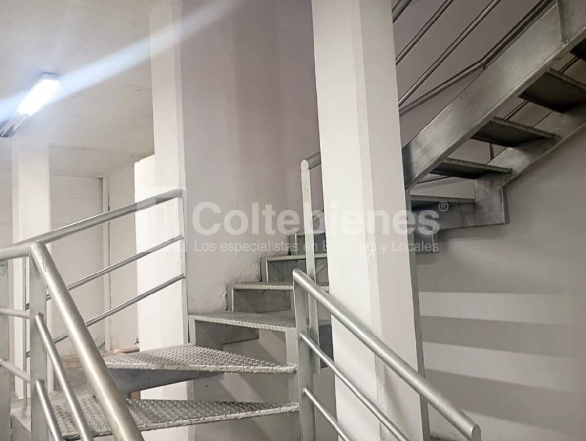 Bodega en arriendo – Barrio Colombia, Medellín foto 5