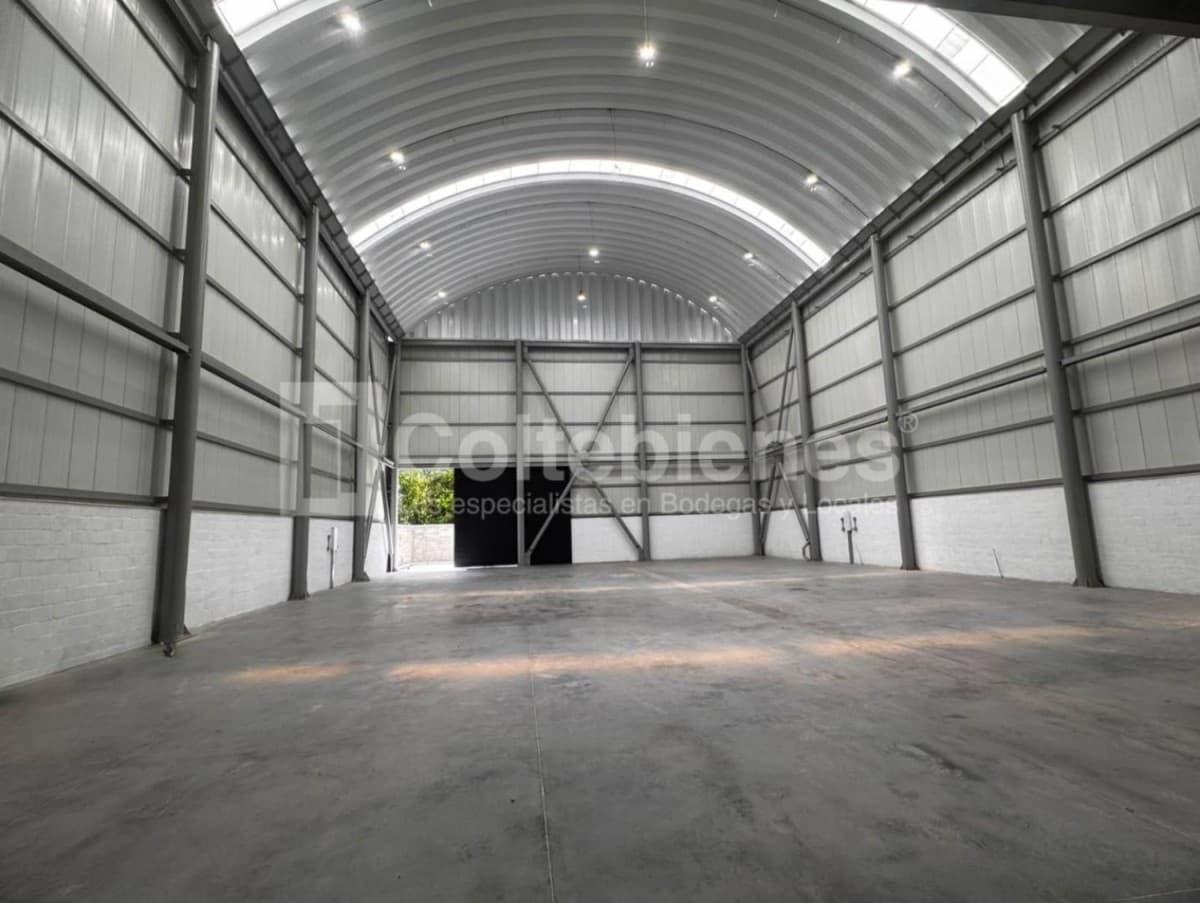 Bodega en arriendo – Vereda Portachuelo, Girardota