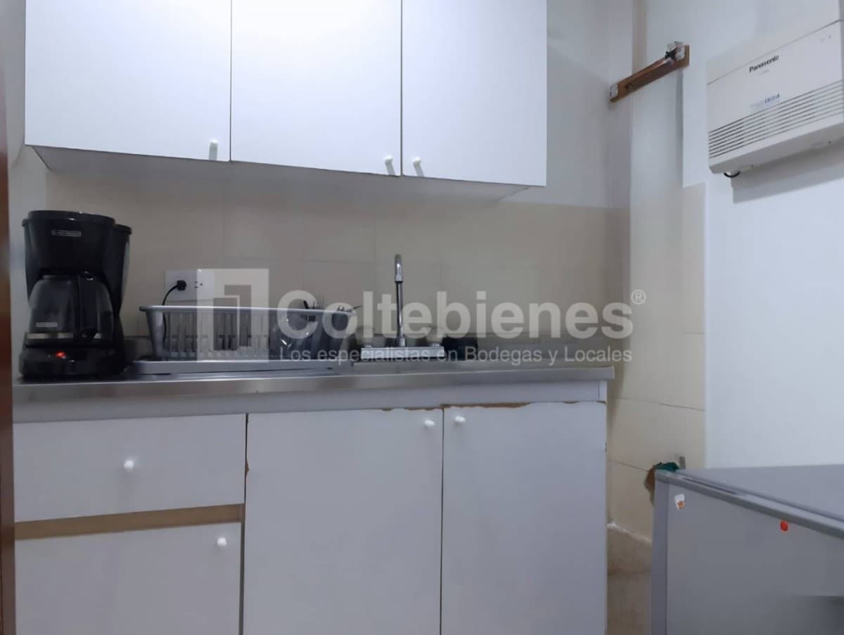 Oficina en arriendo – Aguacatala, Medellín foto 5