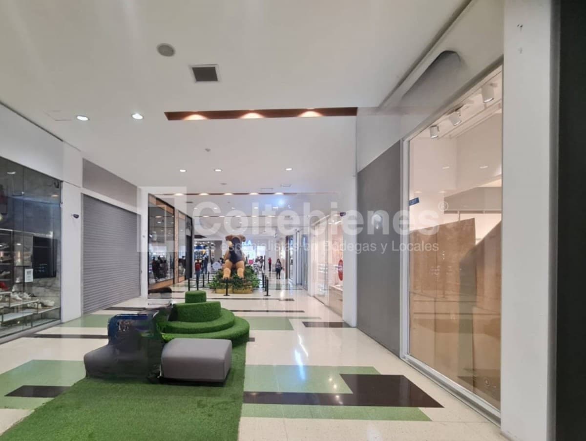 Local en arriendo – Cerro El Volador, Medellín foto 3