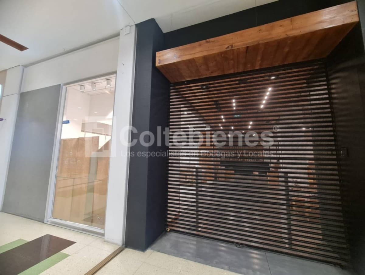 Local en arriendo – Cerro El Volador, Medellín foto 4