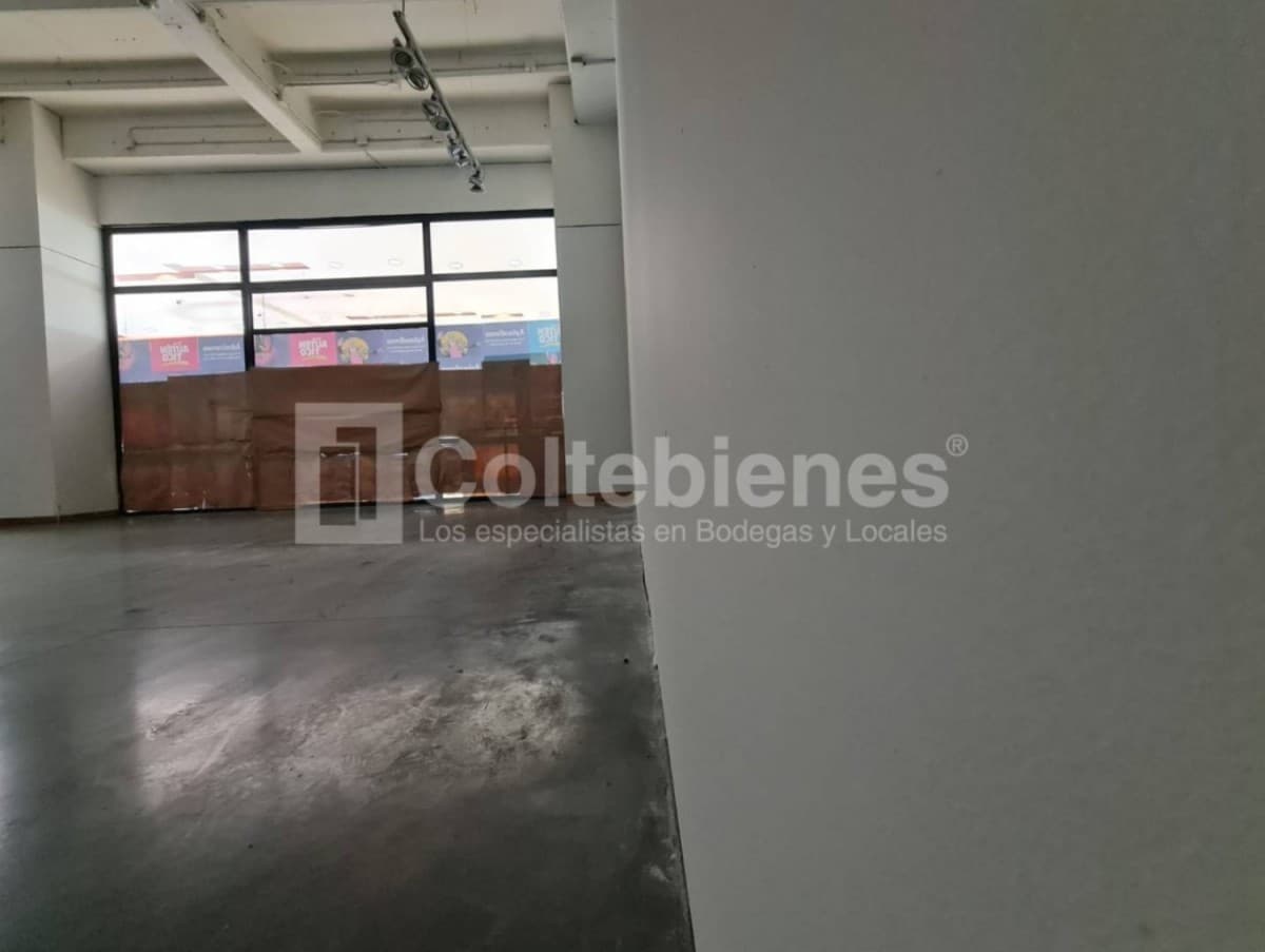 Local en arriendo – Cerro El Volador, Medellín foto 5