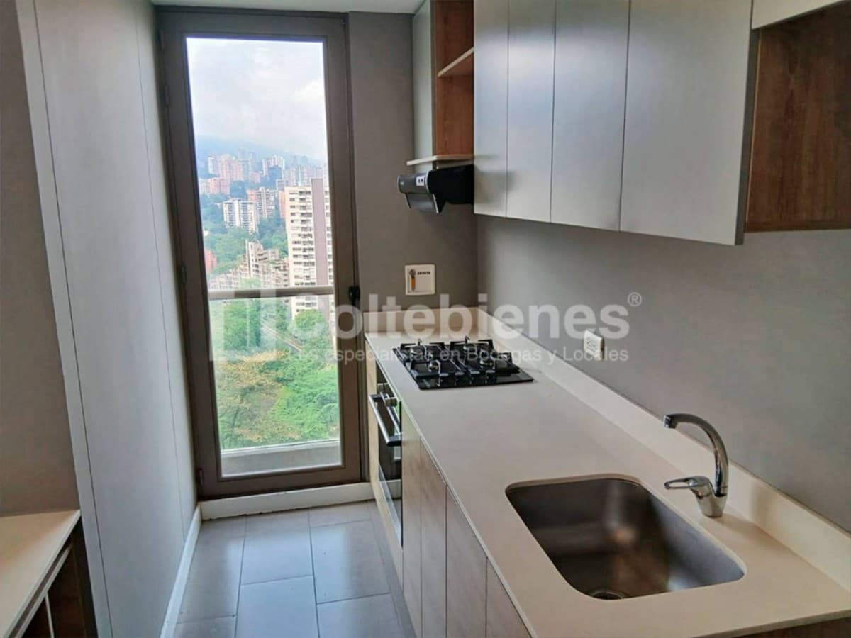 Apartamento en arriendo – Altos Del Poblado, Medellín foto 5