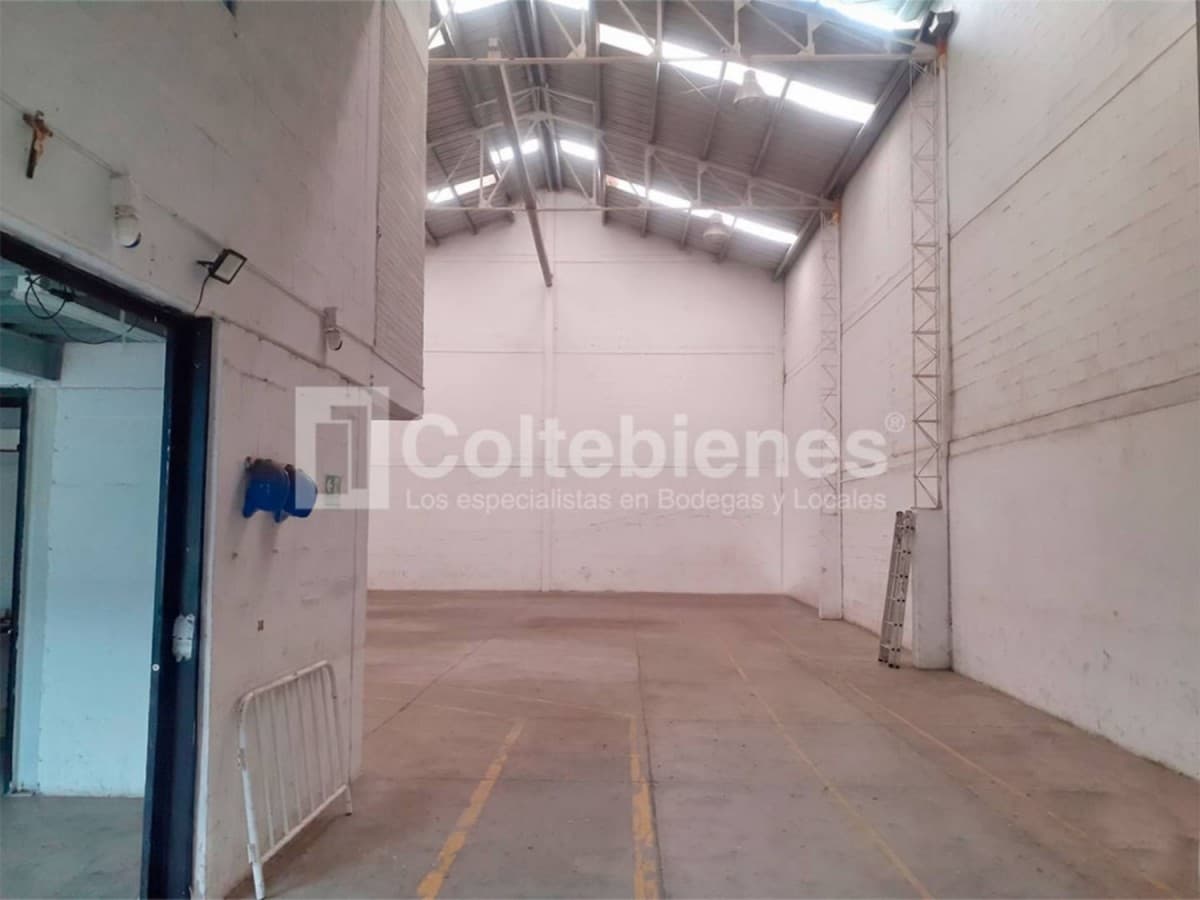 Bodega en arriendo – Sierra Morena, La Estrella
