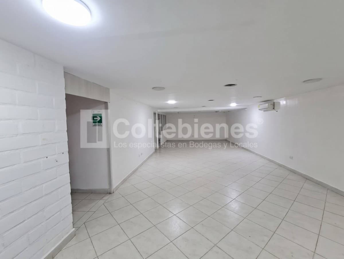 Bodega en arriendo – Barrio Cristobal, Medellín