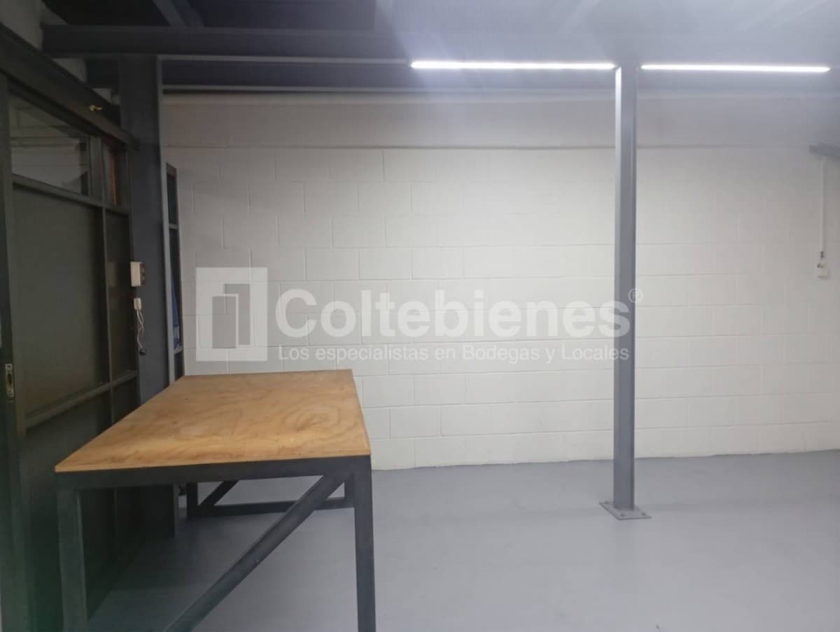 Bodega en arriendo/venta – Guayabal, Medellín foto 4