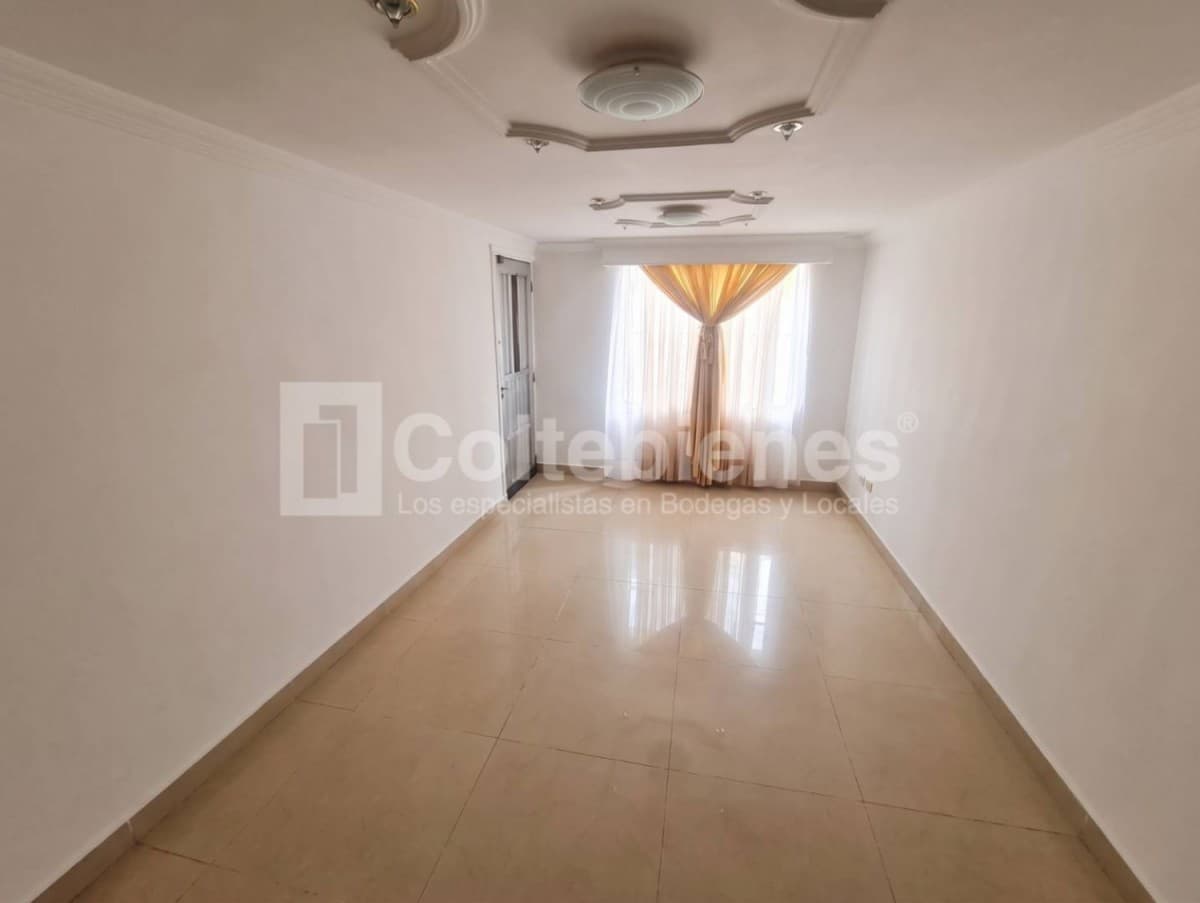 Casa en venta – Robledo, Medellín