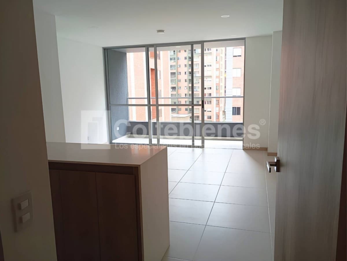 Apartamento en arriendo – Ciudad Del Río, Medellín foto 2