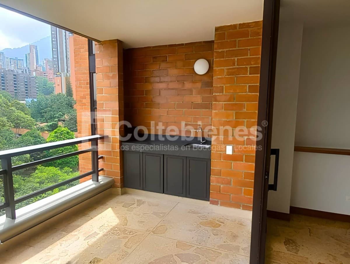 Apartamento en venta – Poblado, Medellín foto 4