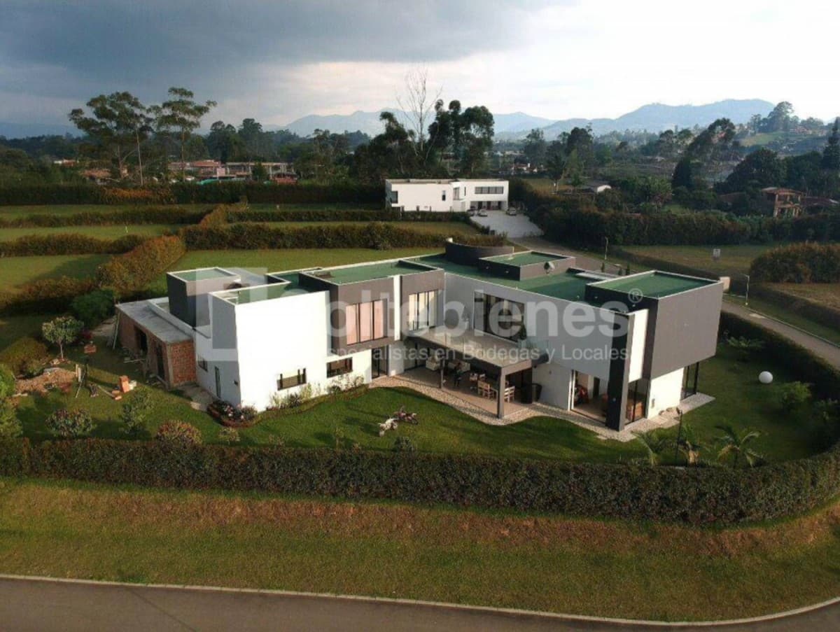 Casa en venta – Llano Grande, Rionegro foto 2