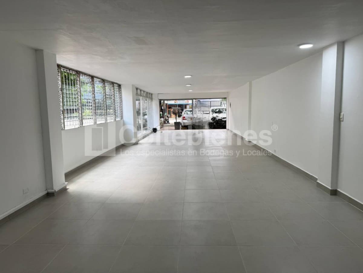 Local en arriendo – Manila, Medellín foto 2