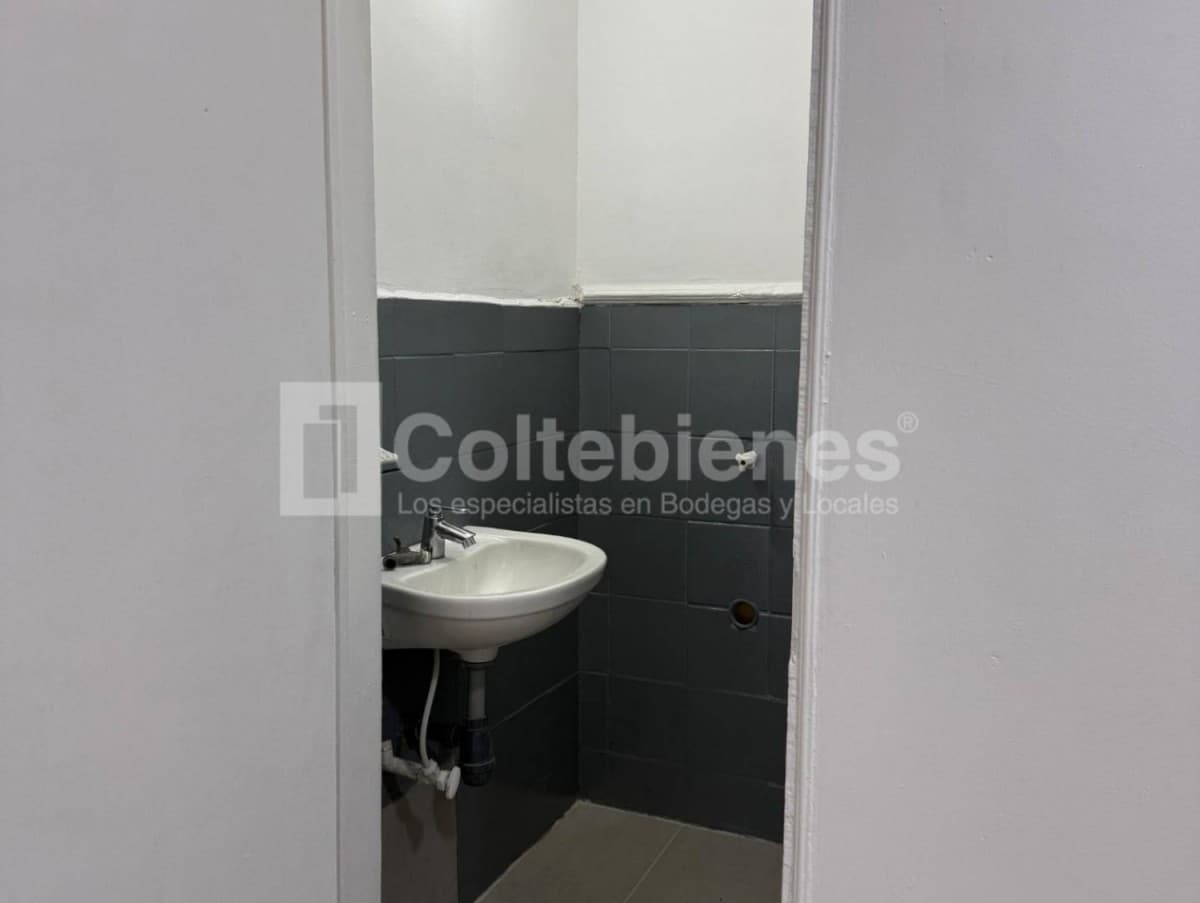 Local en arriendo – Manila, Medellín foto 4