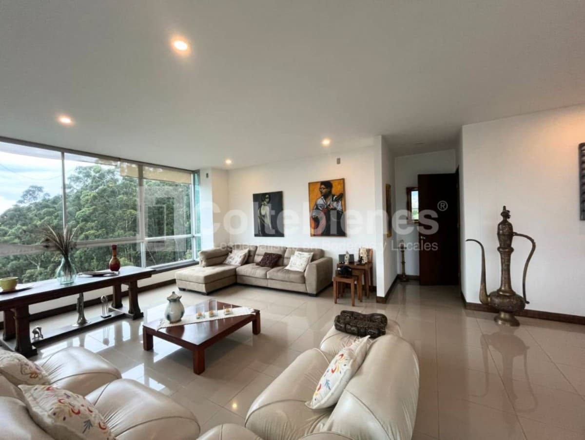 Casa Residencial en arriendo/venta – El Poblado, Medellín foto 3