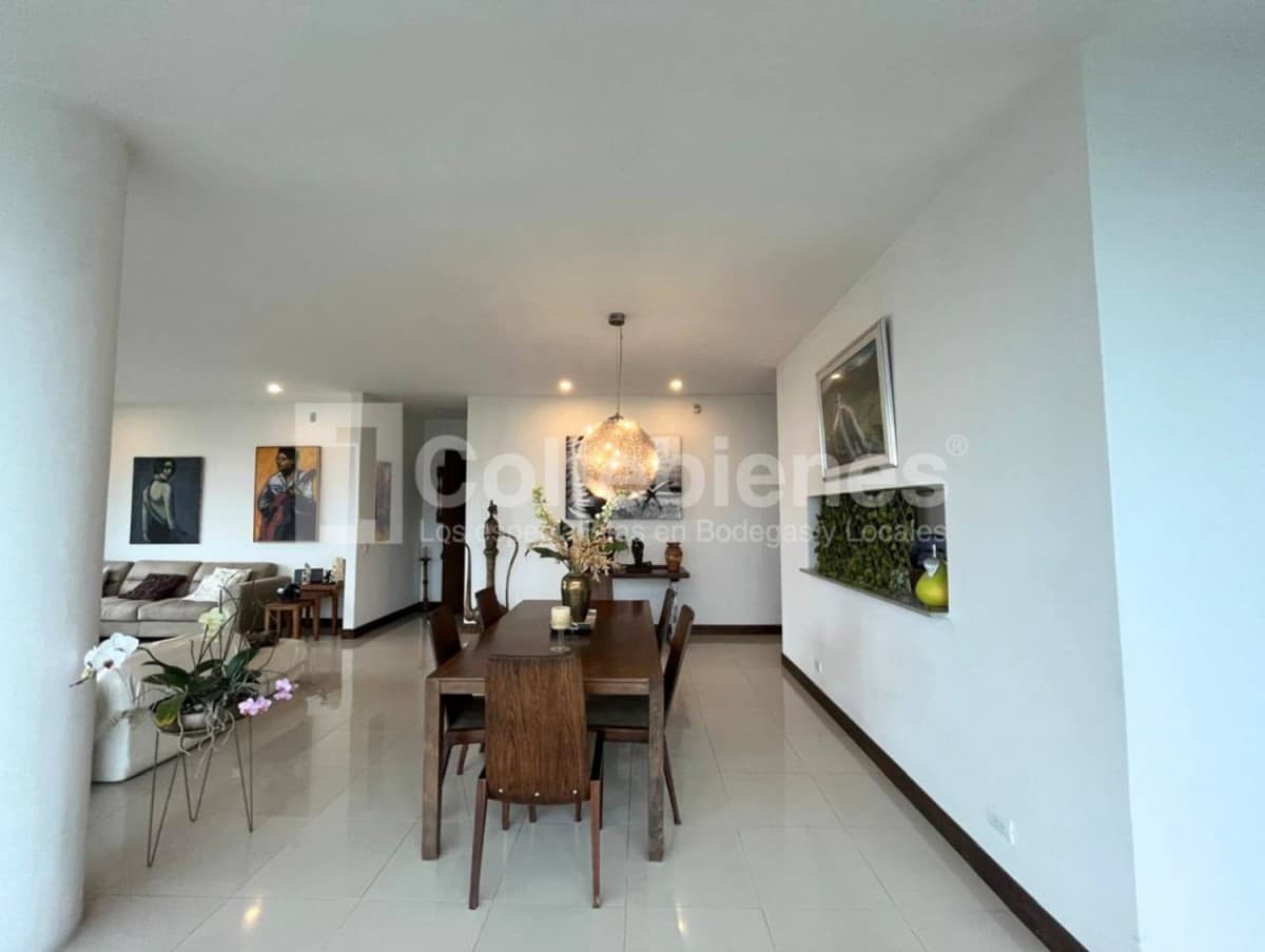 Casa Residencial en arriendo/venta – El Poblado, Medellín foto 5