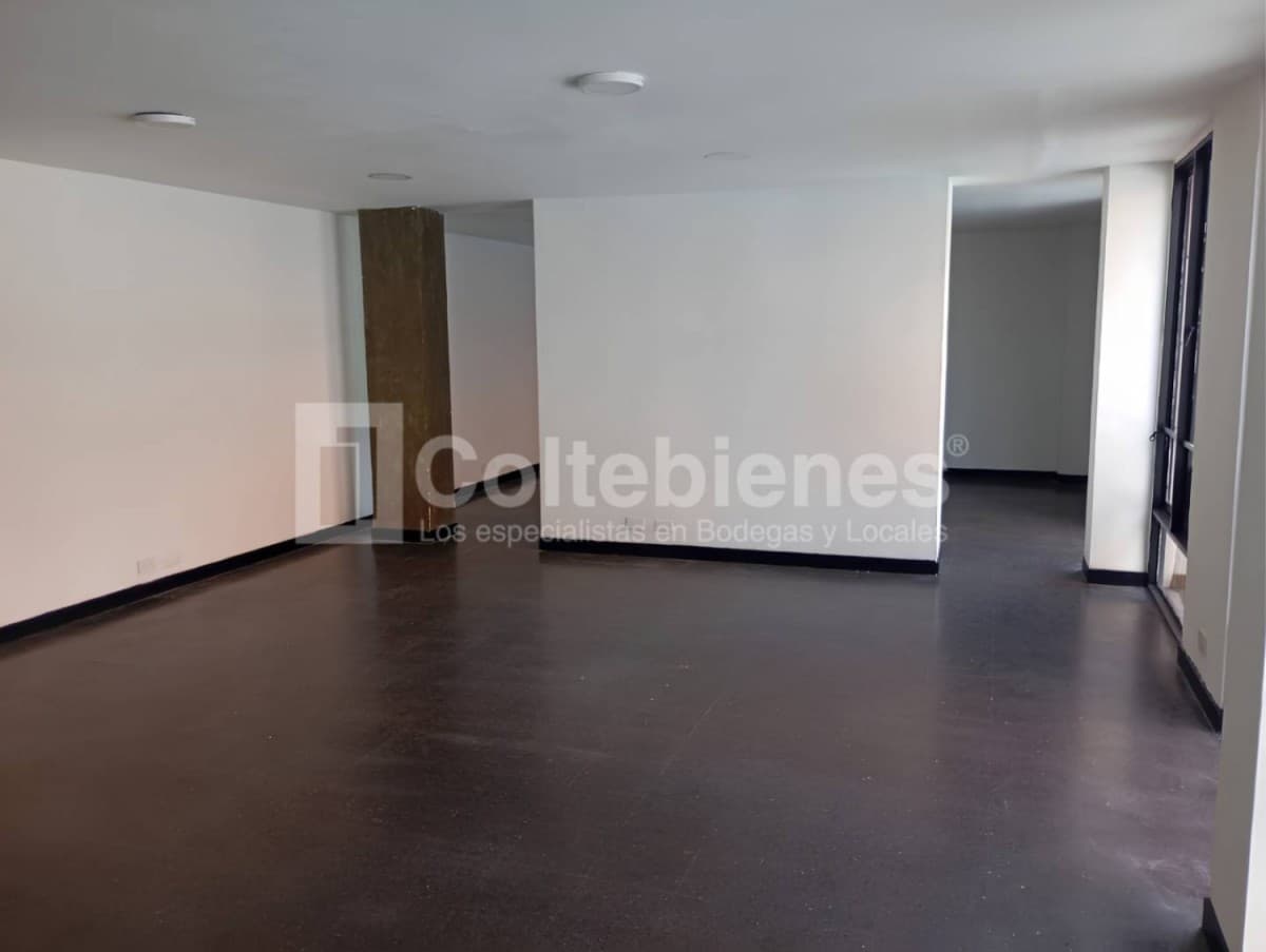 Oficina en arriendo – Poblado, Medellín foto 2