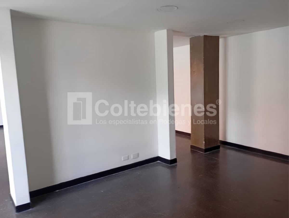 Oficina en arriendo – Poblado, Medellín foto 3