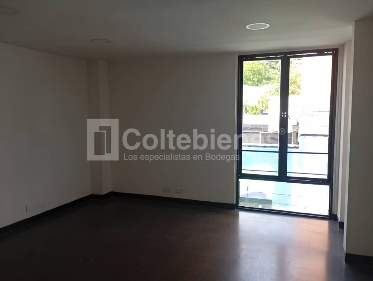 Oficina en arriendo – Poblado, Medellín foto 4
