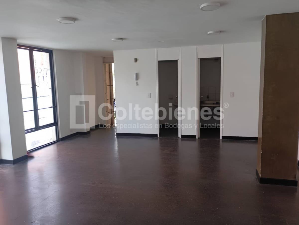 Oficina en arriendo – Poblado, Medellín foto 5