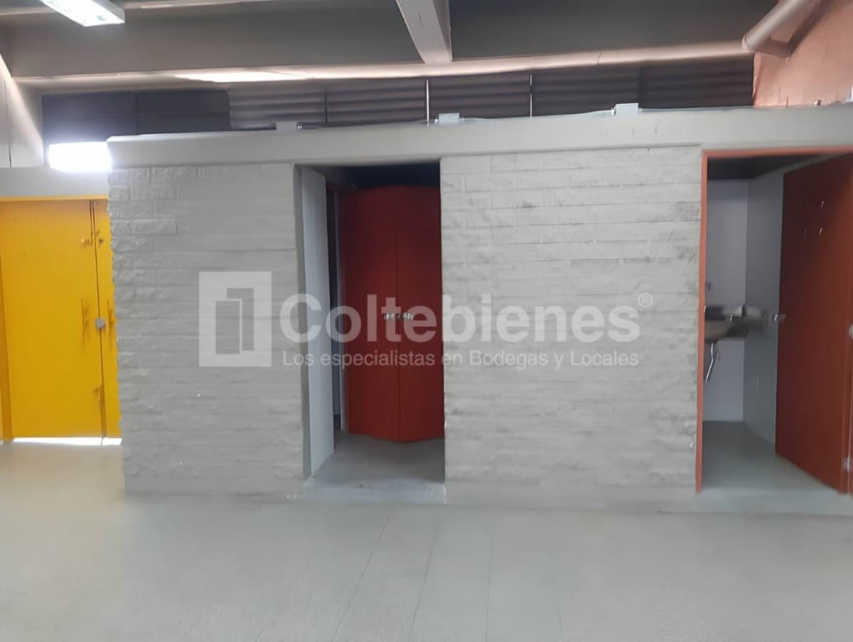 Local en arriendo – Guayabal, Medellín foto 3