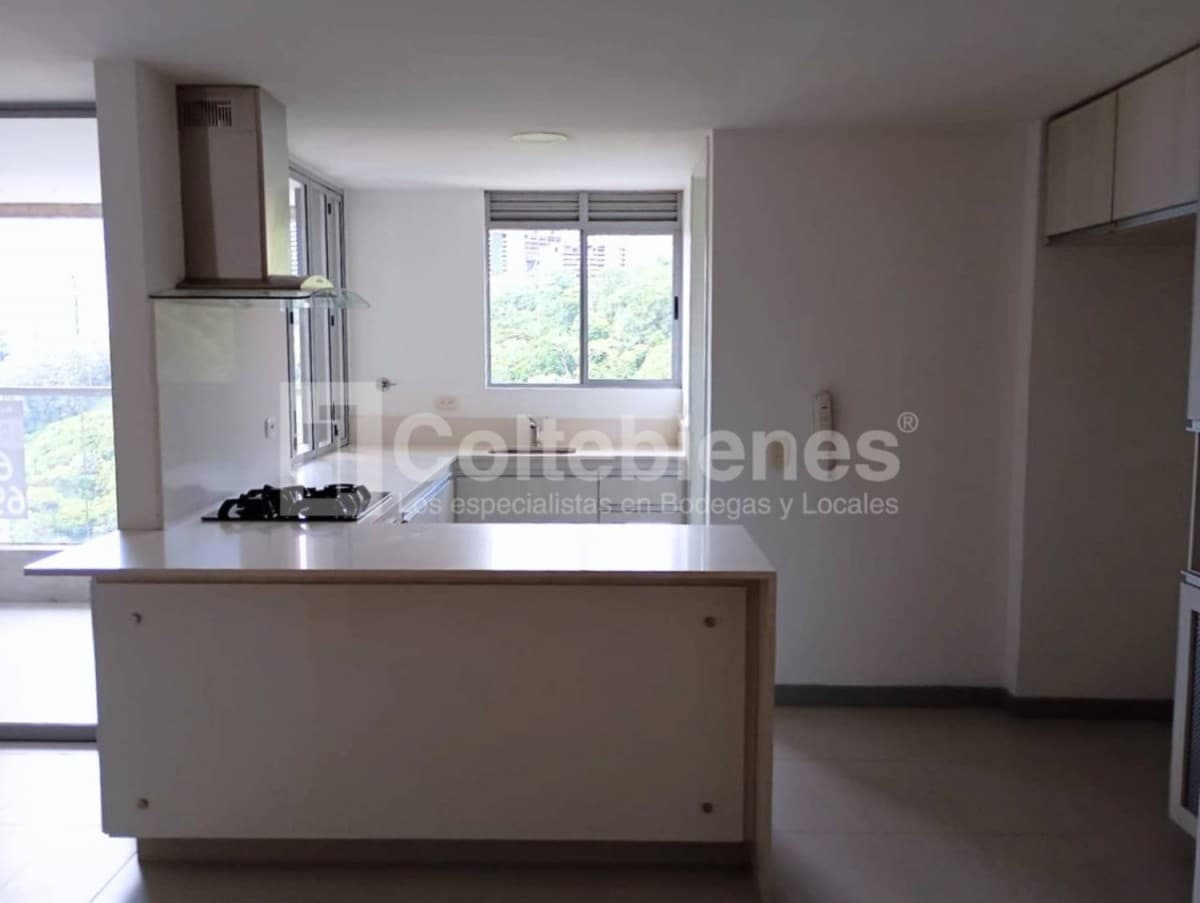 Apartamento en arriendo – Poblado, Medellín foto 4