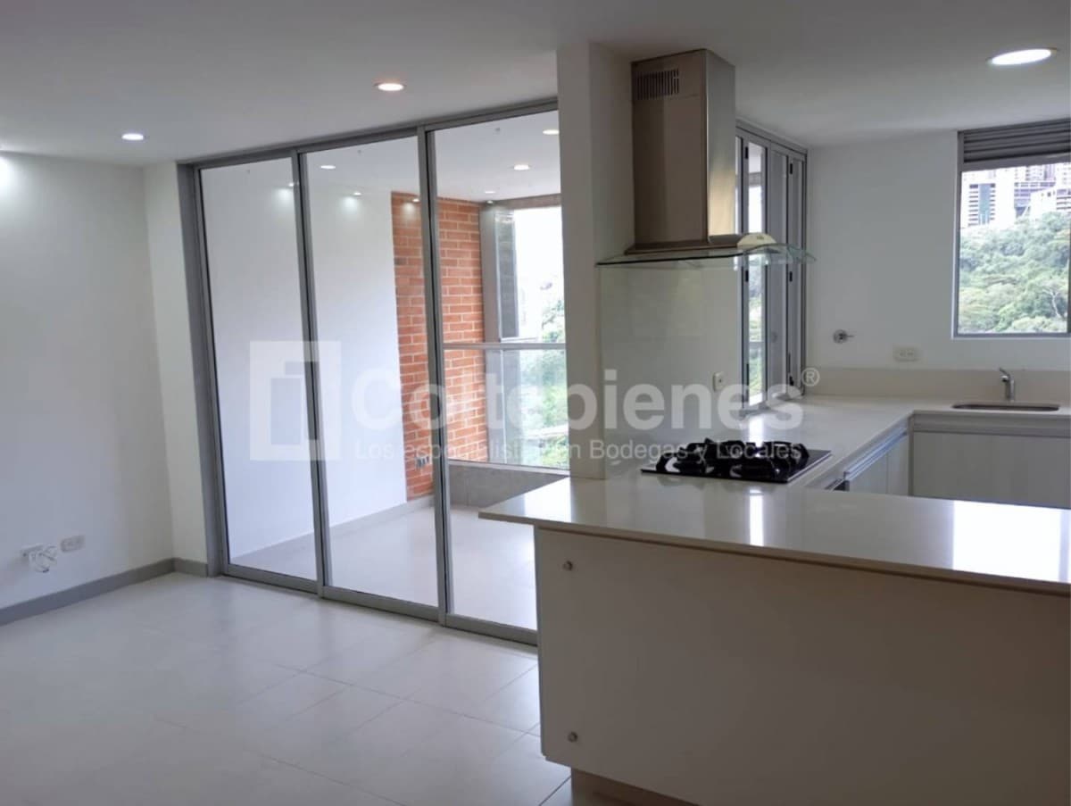 Apartamento en arriendo – Poblado, Medellín foto 5
