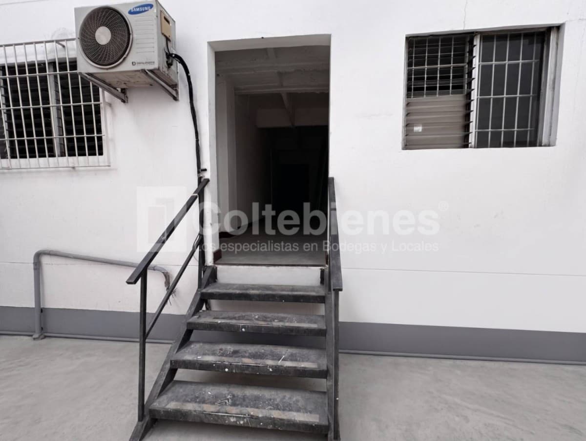 Local en arriendo – Perpetuo Socorro, Medellín foto 4