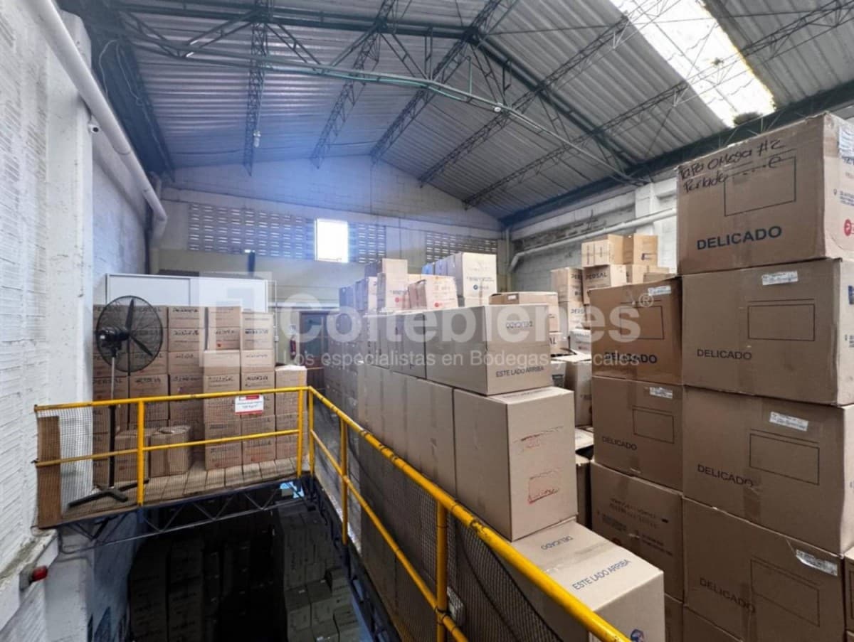 Bodega en arriendo – La Estrella