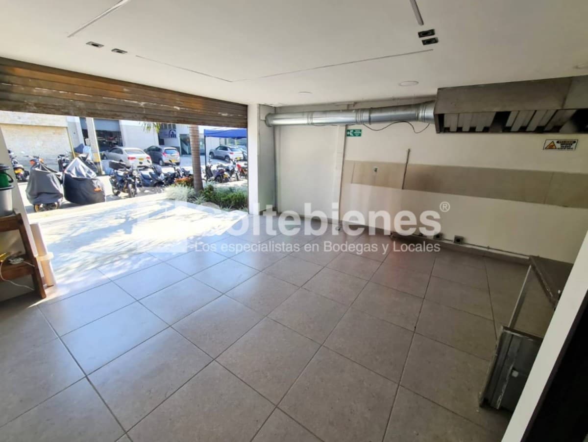 Local en arriendo – Barrio Colombia, Medellín foto 3