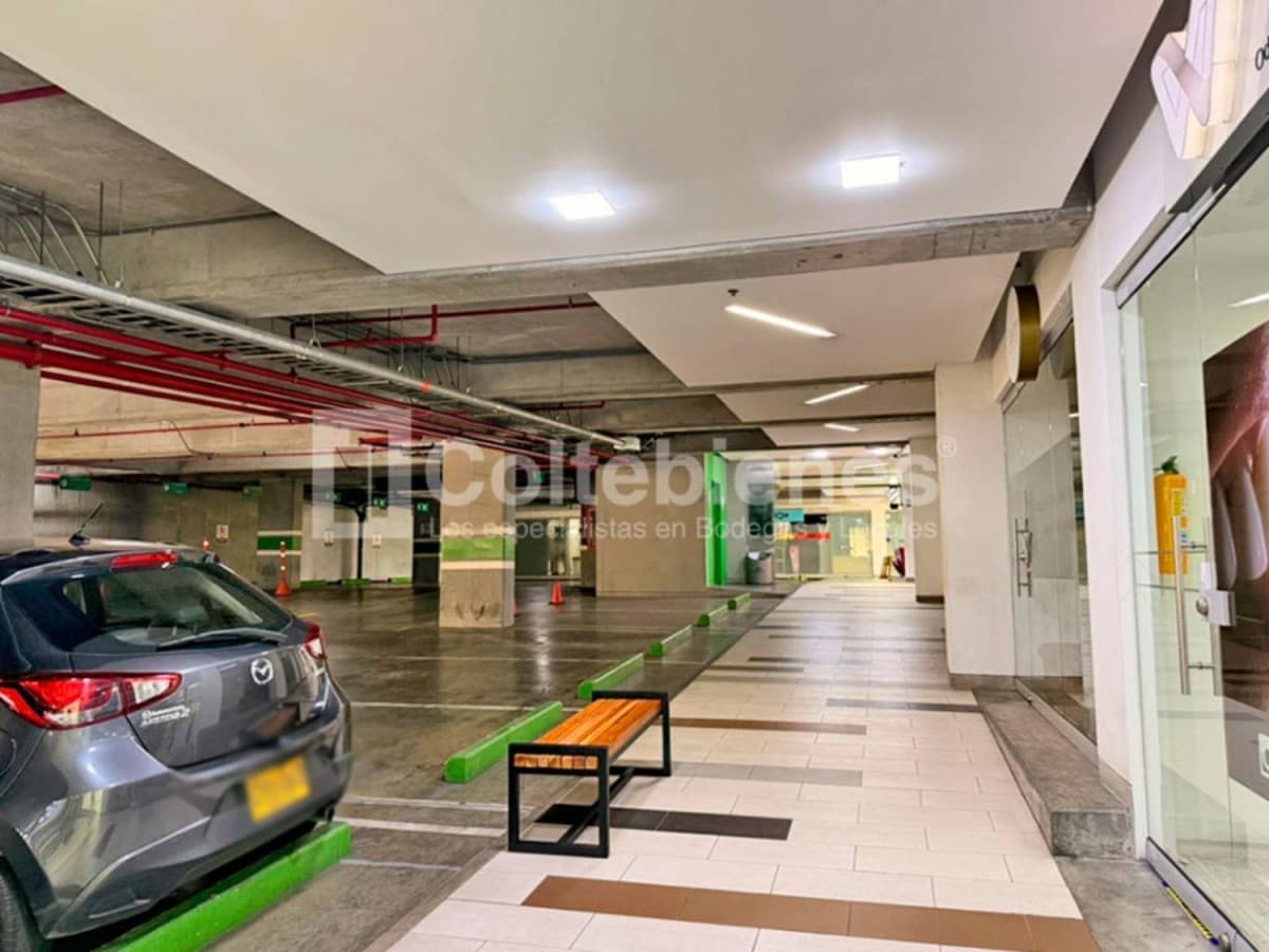 Local en arriendo – Poblado, Medellín foto 5