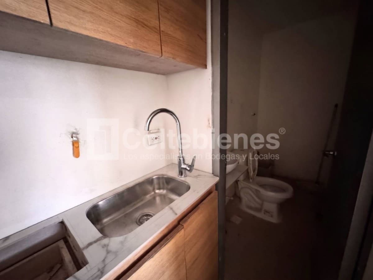 Local en arriendo – Patio Bonito, Medellín foto 4