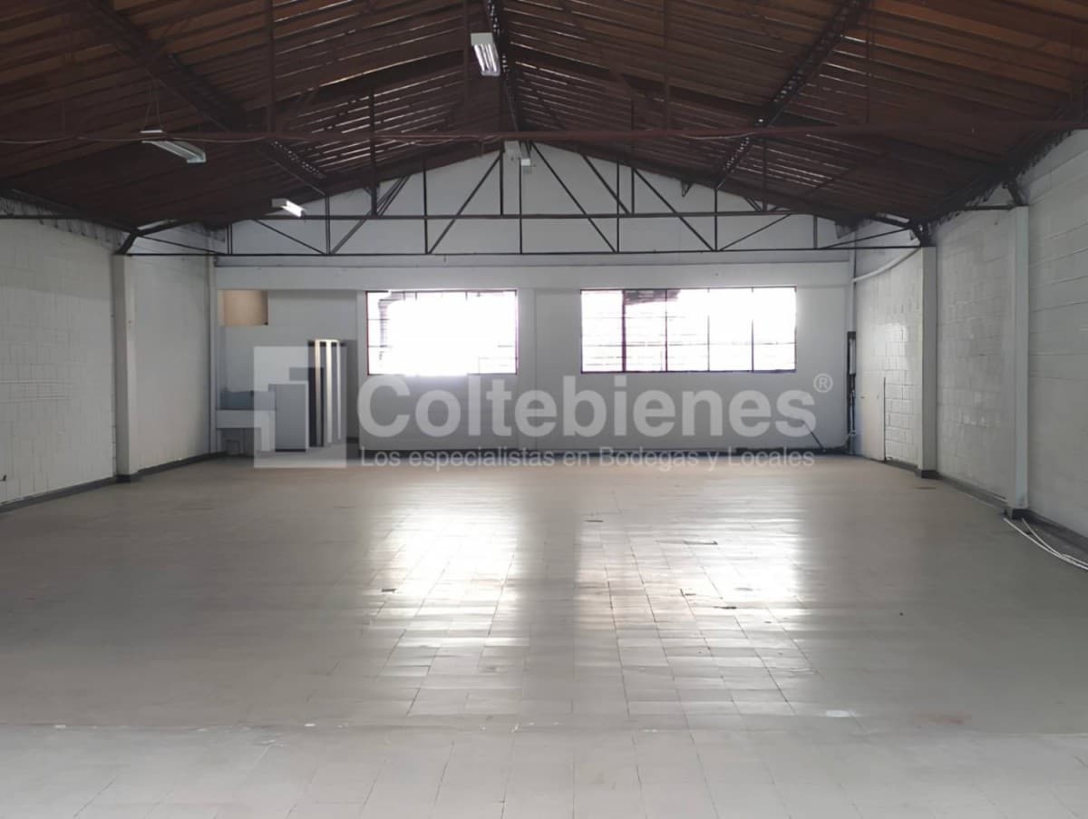 Bodega en venta – Guayabal, Medellín