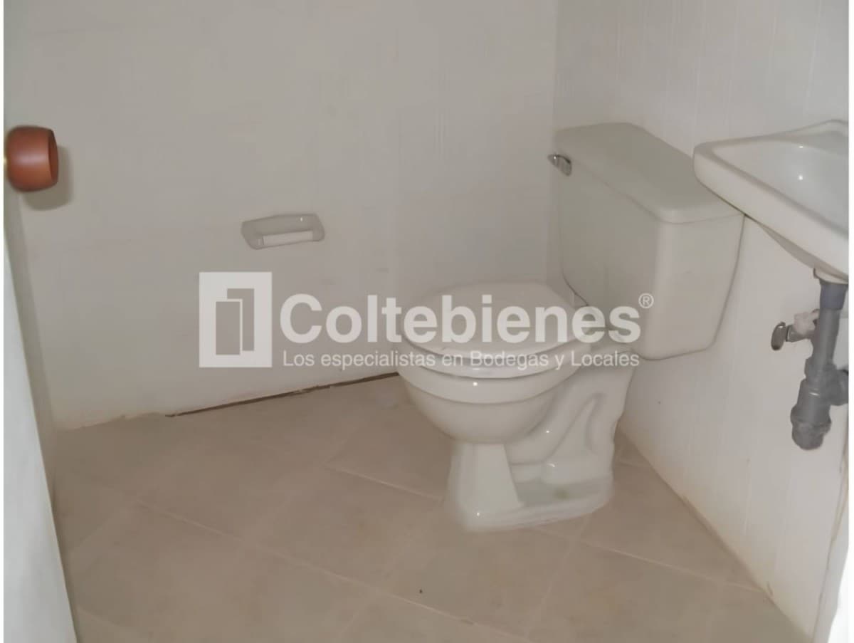 Bodega en venta – Guayabal, Medellín foto 3