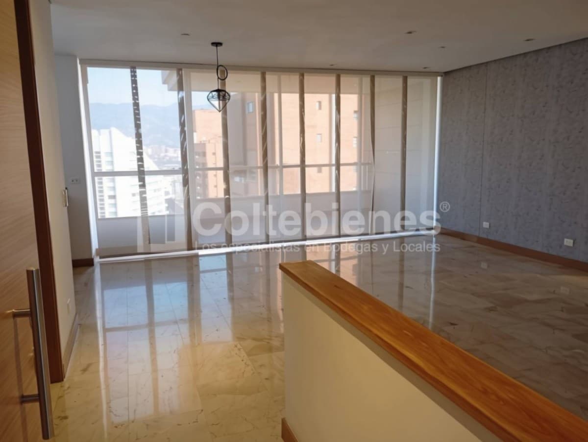 Apartamento en arriendo – Poblado, Medellín