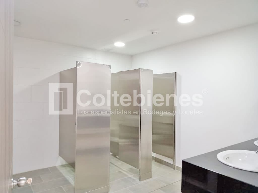 Oficina en venta en Altos del Poblado-Medellín foto 3
