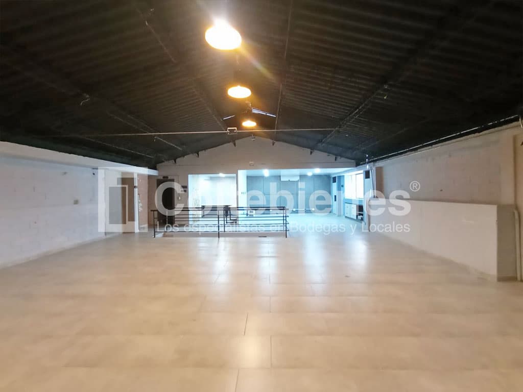 Arriendo de bodega Medellín-Zona industrial Belén foto 4