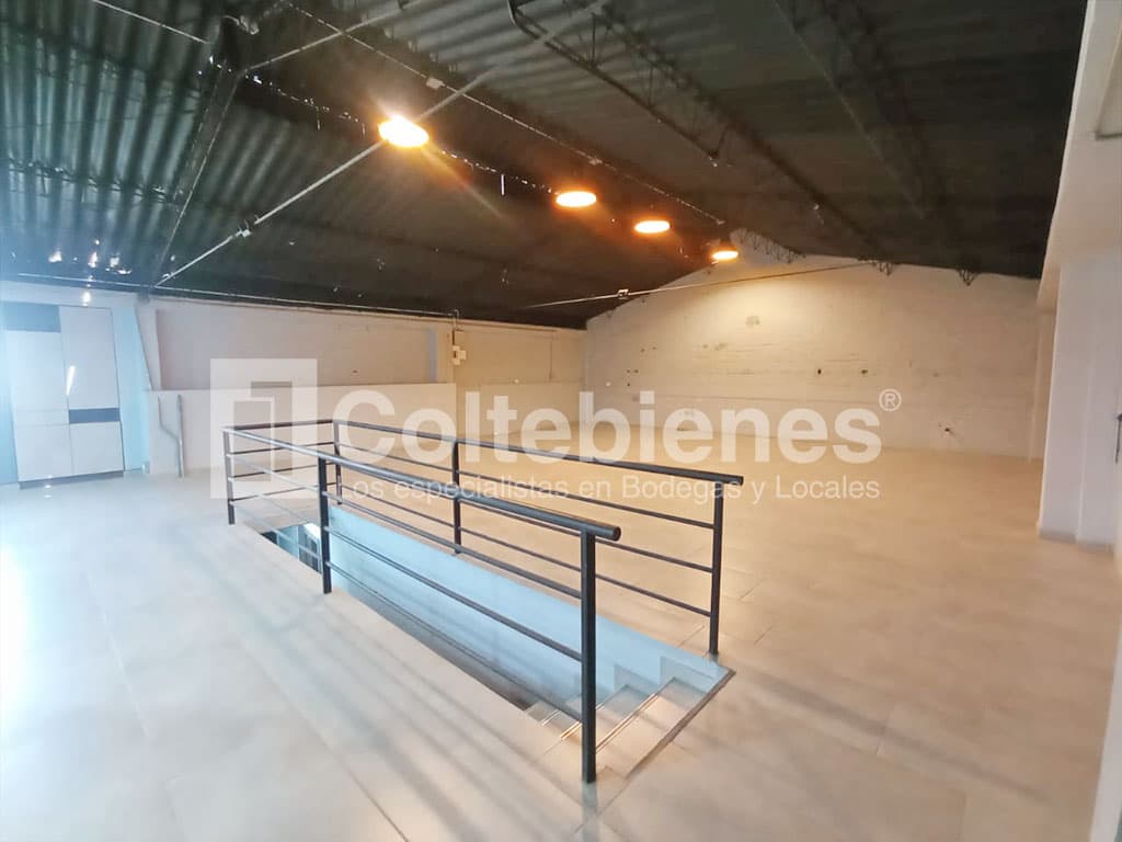 Arriendo de bodega Medellín-Zona industrial Belén foto 3
