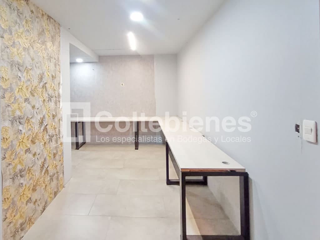 Arriendo de bodega Medellín-Zona industrial Belén foto 2