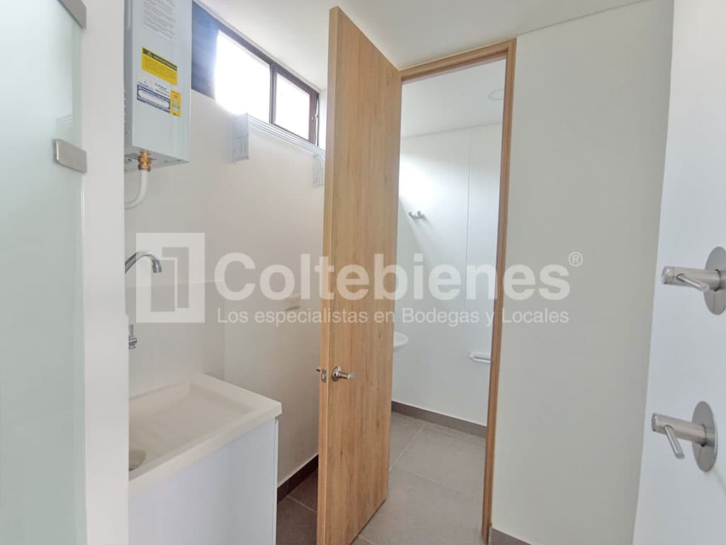 Apartamento en arriendo en El Poblado foto 5