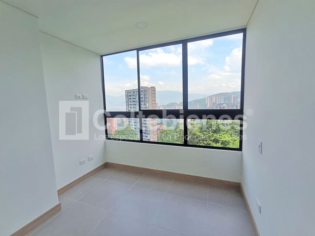 Apartamento nuevo en arriendo en El Poblado foto 3