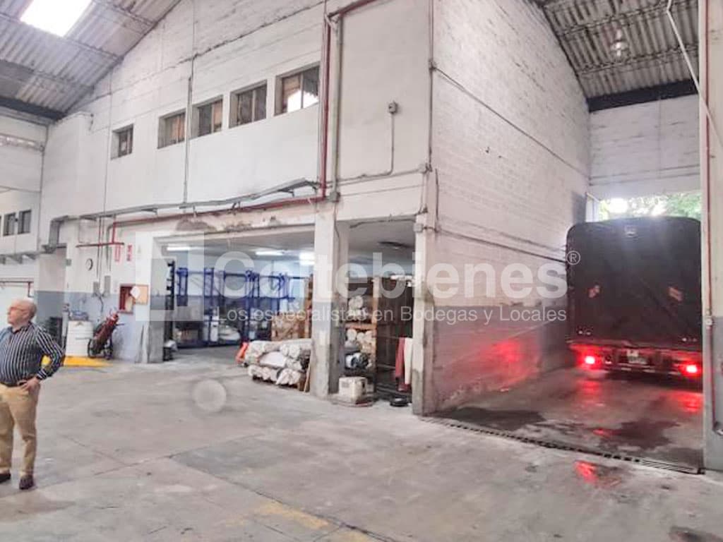 Venta/arriendo de bodega en Sabaneta foto 4
