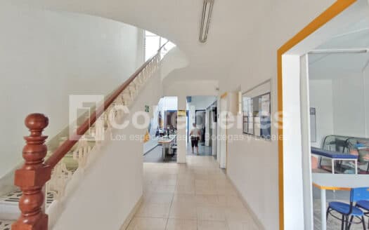 Arriendo/venta de casa comercial en Prado Centro