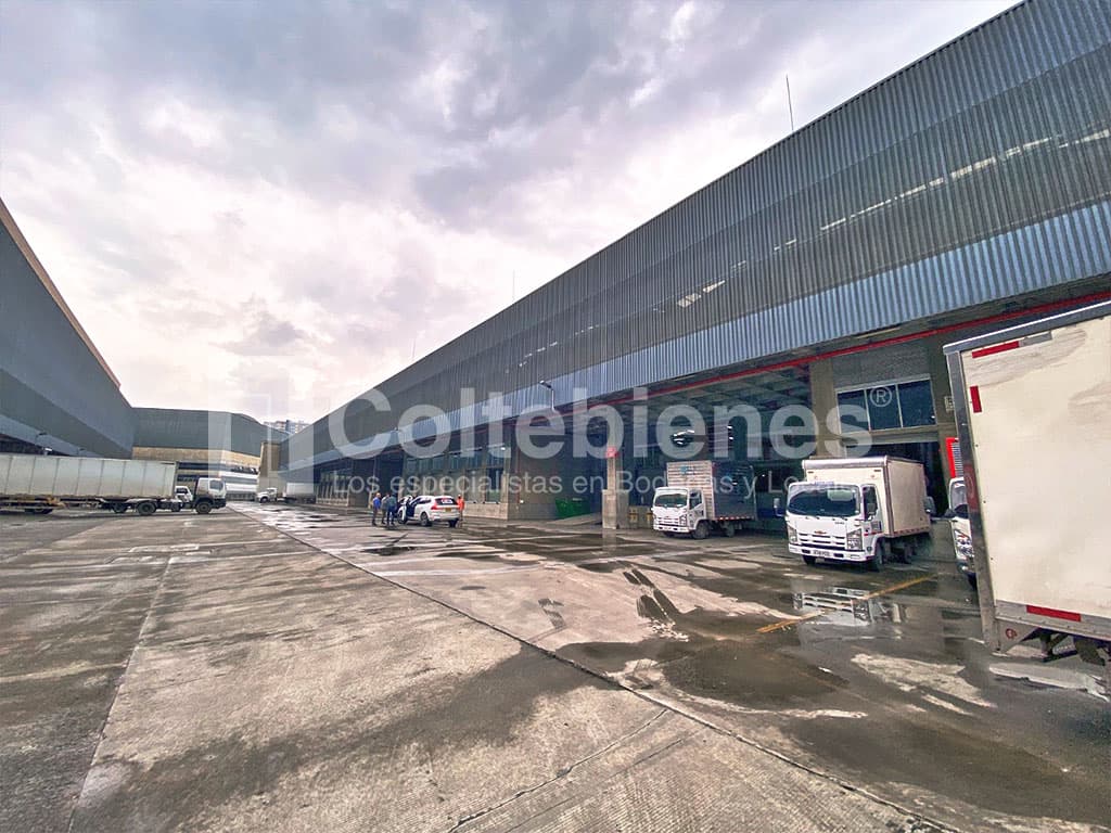 Arriendo de bodega en La Estrella-Antioquia foto 2