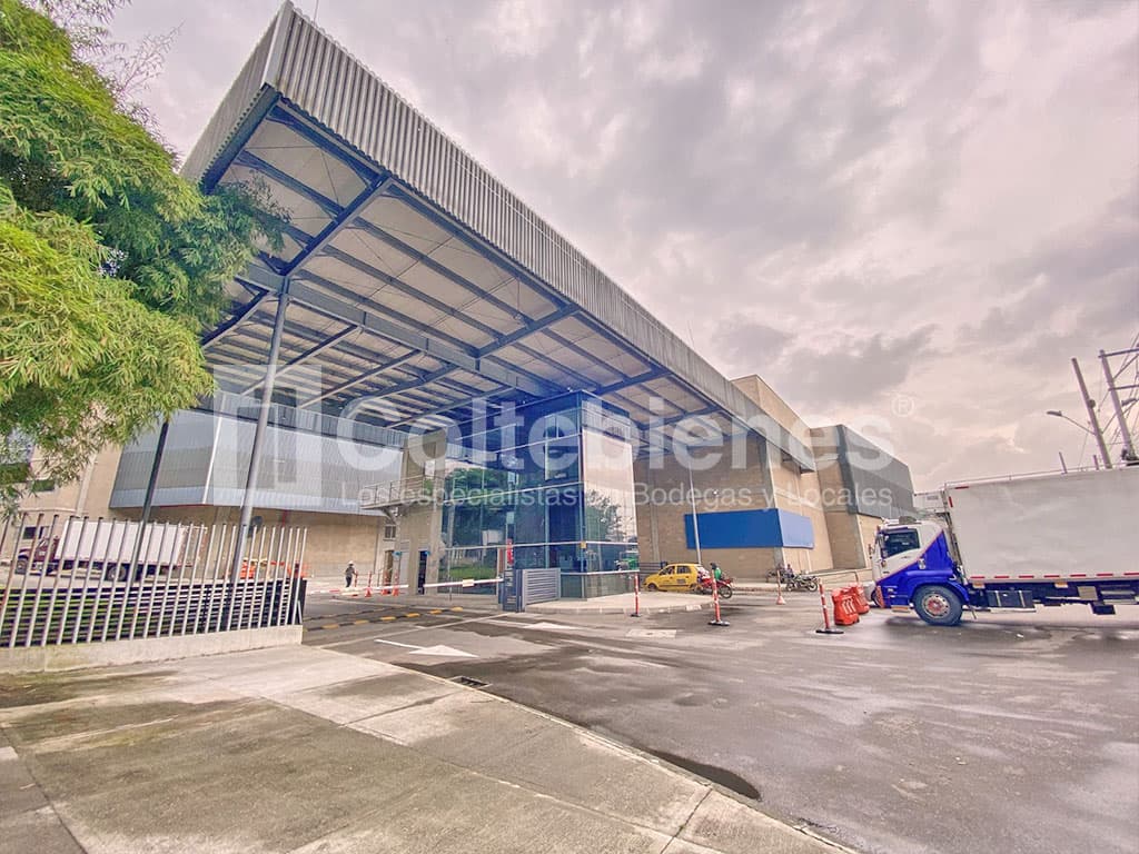 Arriendo de bodega en La Estrella-Antioquia foto 3