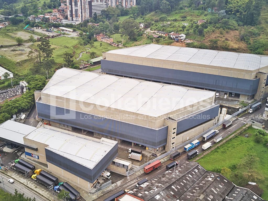 Arriendo de bodega en La Estrella-Antioquia foto 4